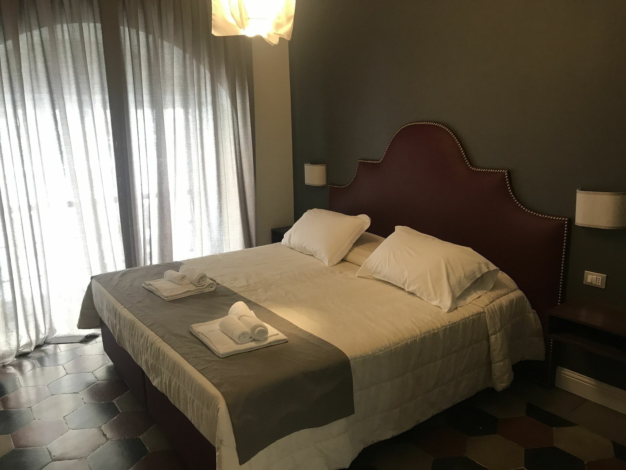 Pensión Residenza Imperiale 2*